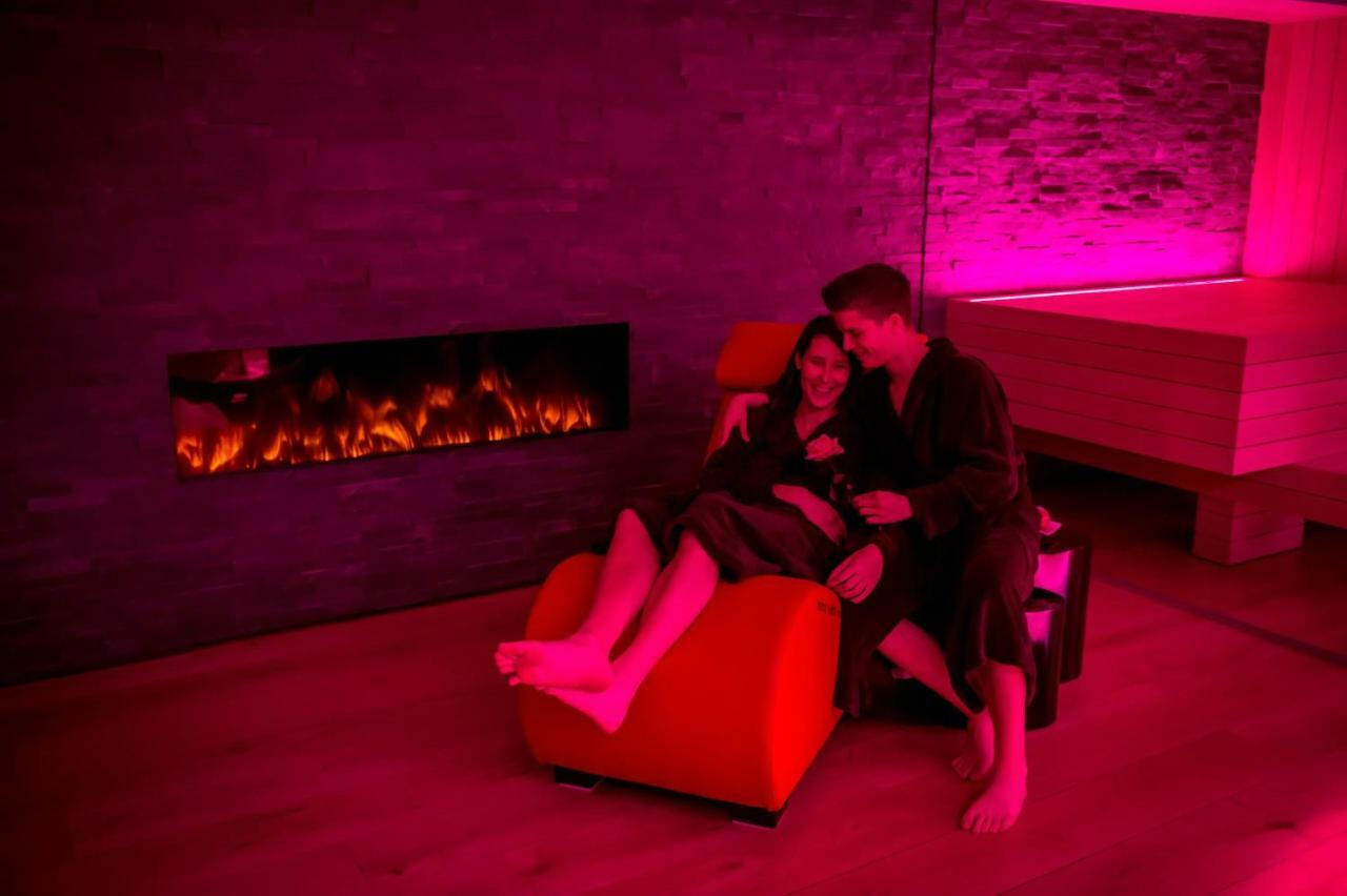 アントウェルペンExclusieve Prive Wellness Penthouse Skynoozアパートメント エクステリア 写真